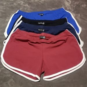 Bundle of 4 shorts